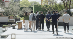 “良多客户都赶正在第一和第二天来认
